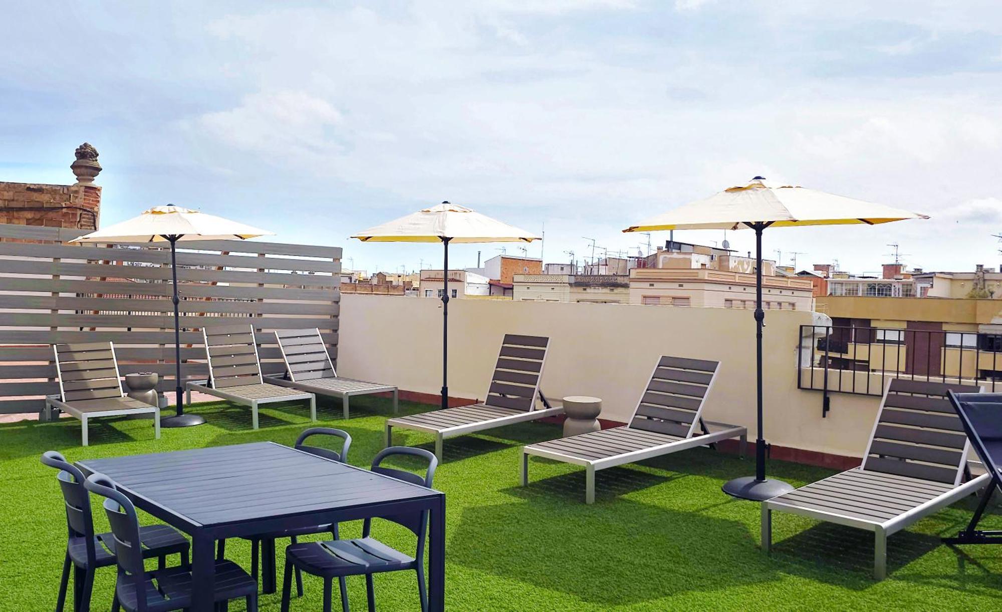 Feelathome Stadium Apartments L'Hospitalet de Llobregat Exterior photo